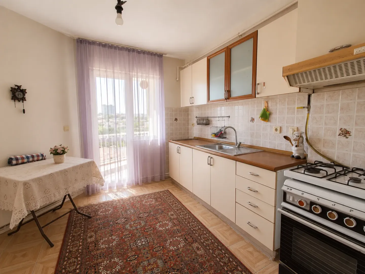 İnönü'de Eşyalı Kiralık 3+1 Merkezi Konum, Anayola Yakın